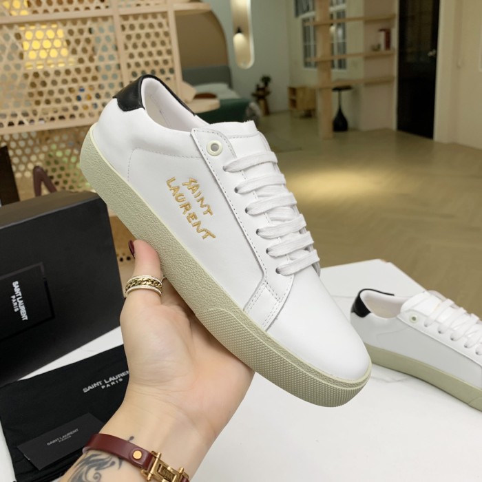 Court Classic Sneaker(Unisex)38-45=