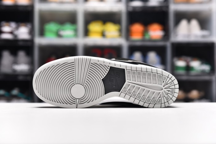 Dunk SB (Unisex)36-47=