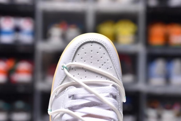 Dunk SB (Unisex)36-47=