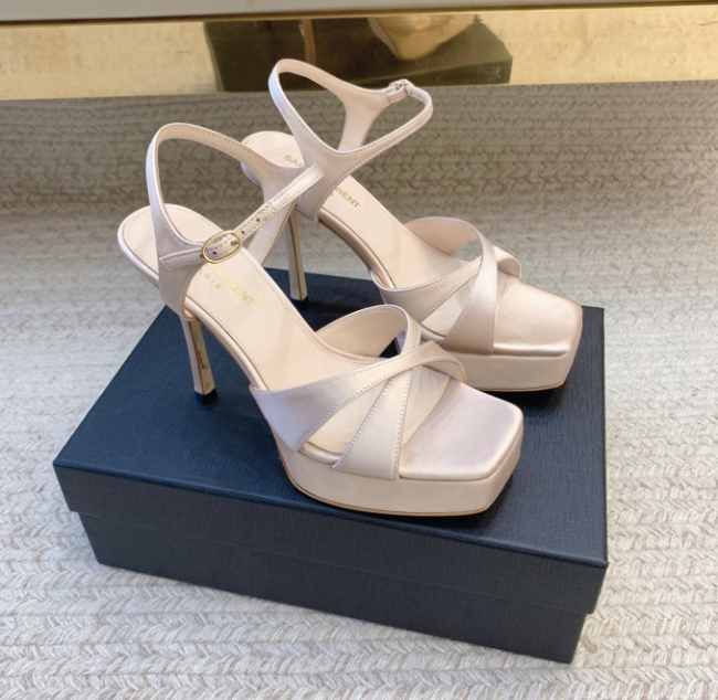 DEBBIE SANDALS(Female)36-41=