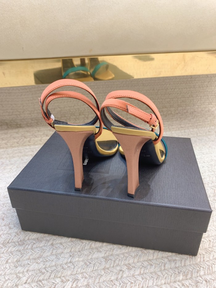SANDALS (Female)36-41=
