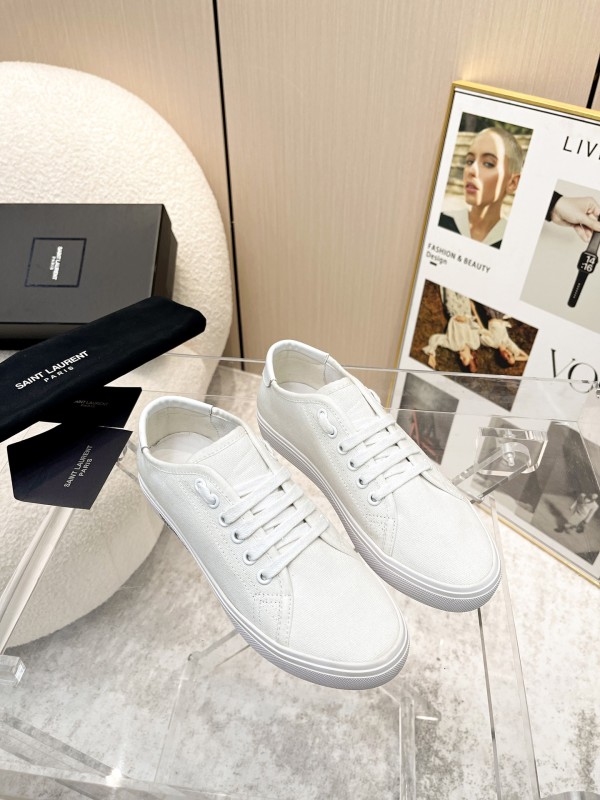 Court Classic Sneaker(Unisex)38-45=
