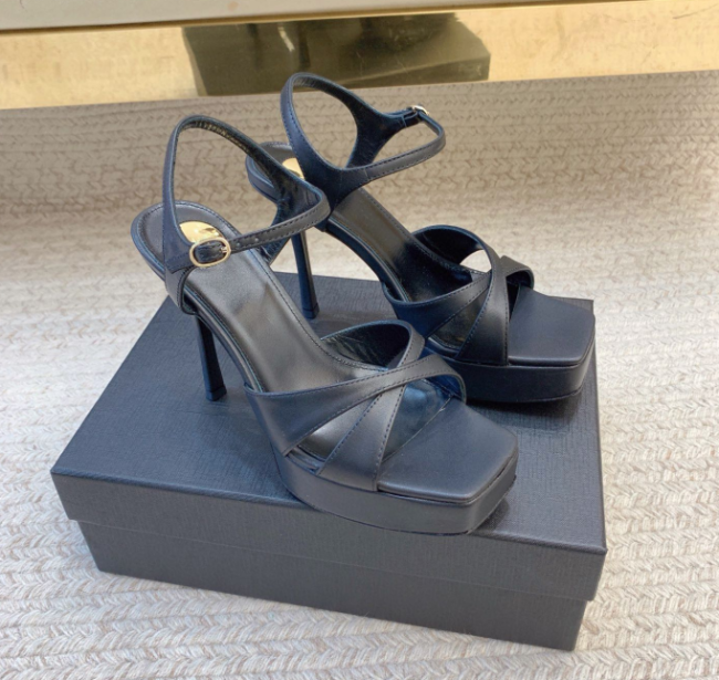 DEBBIE SANDALS(Female)36-41=