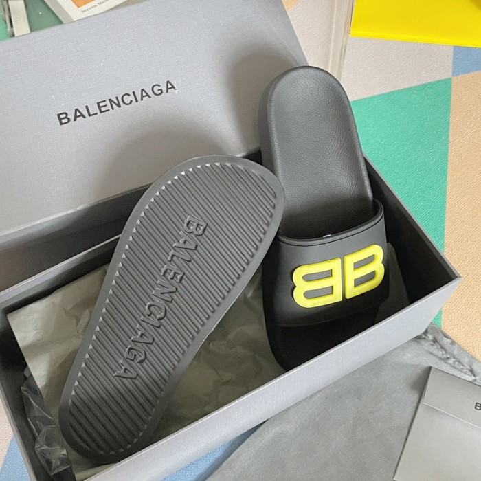 Pool Slides (Unisex)36-45=