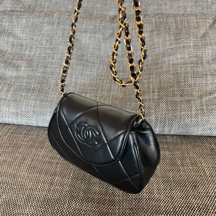 Vintage Ingot Shoulder Bag “22x14x6.5cm” -067 =