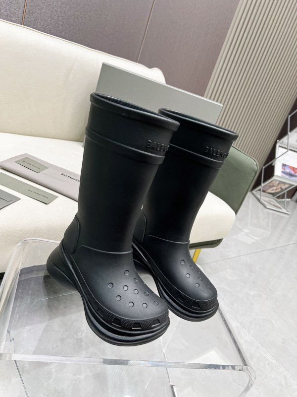 Crocs™ Boot(Female)36-41=