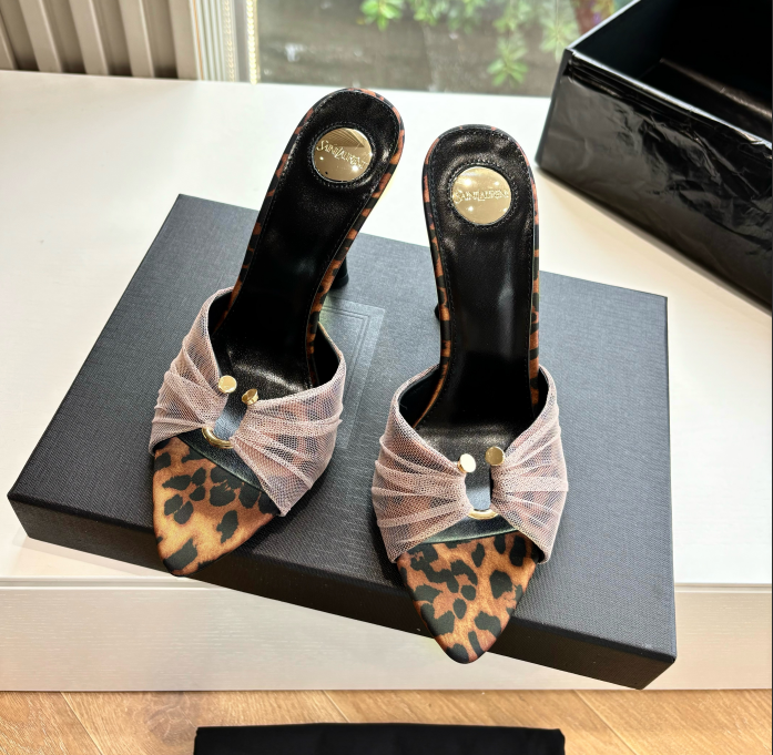 SANDALS(Female)36-41=