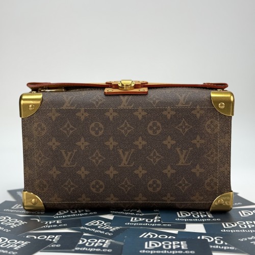 Soul Trunk East West Shoulder Bag “29*17.5*10CM” 057