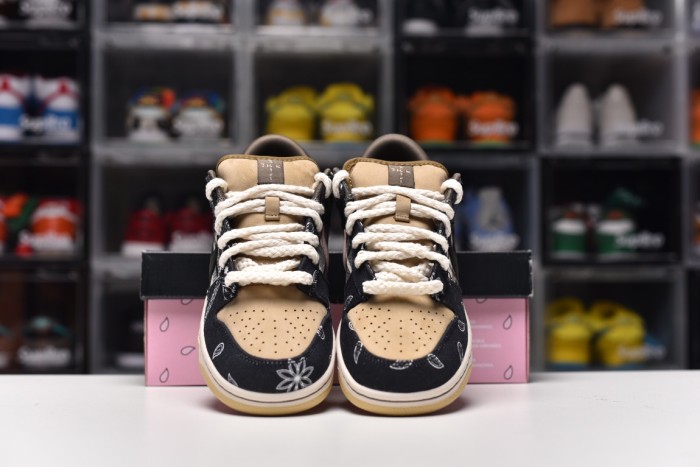 Dunk SB (Unisex)36-47=