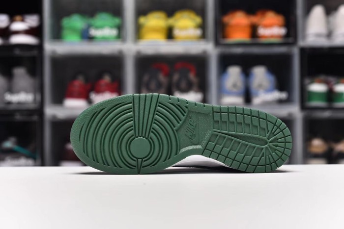 SB Dunk Lok Retro Varsity Green (Unisex)36-46=