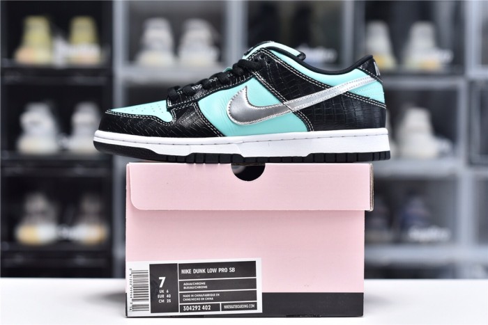 SB Dunk Lok Pro Tiffany X Diamond Supply Co (Unisex)36-46=