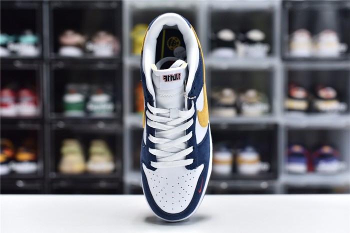 SB Dunk Lok Kasina 80S Bus(Unisex)36-46=