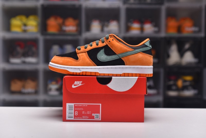Dunk SB (Male)30-47=