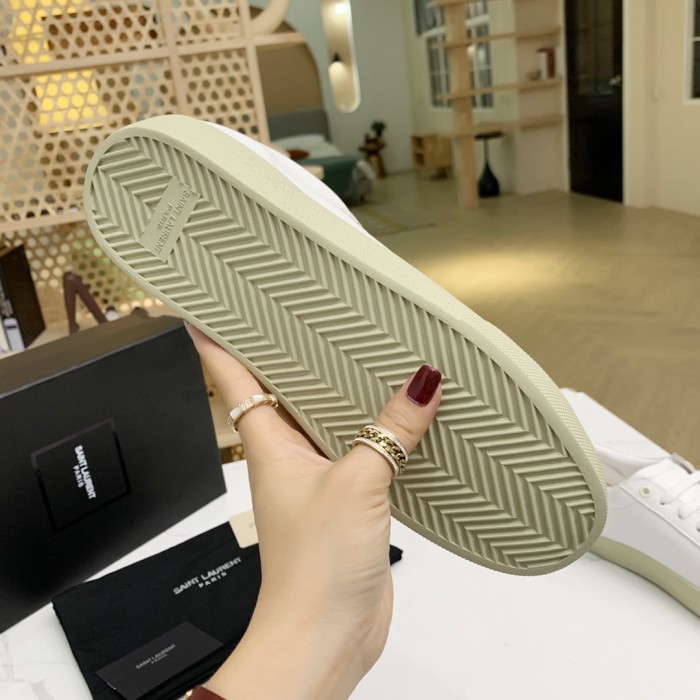Court Classic Sneaker(Unisex)38-45=