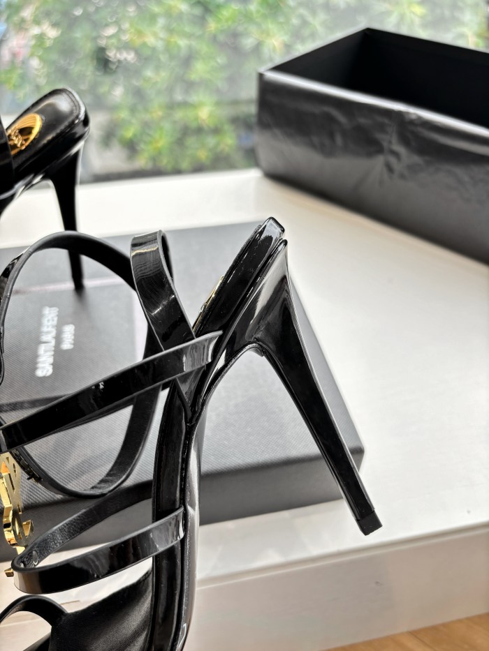 CASSANDRE SANDALS(Female)36-41=