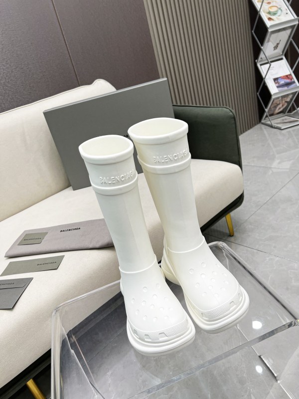 Crocs™ Boot(Female)36-41=