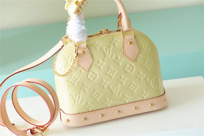 PM Alma BB Shoulder Bag “23.5*17.5*11.5CM” 038