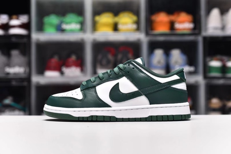 SB Dunk Lok Retro Varsity Green (Unisex)36-46=