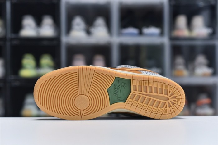 SB Dunk Low ISO Burnt Sienna(Unisex)36-47=