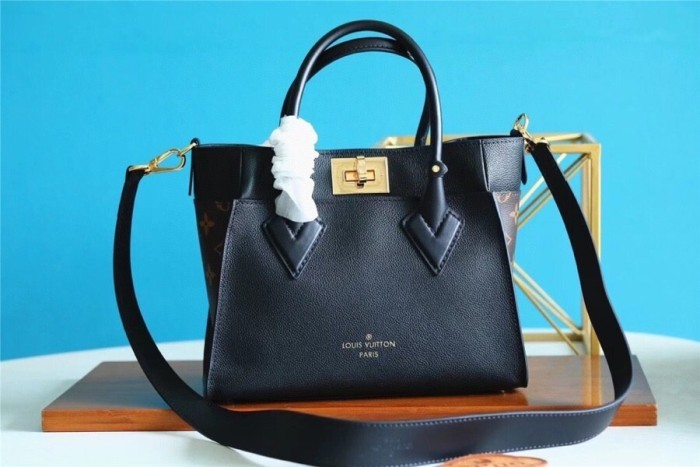 PM My Side Tote “25*20*12CM” 018
