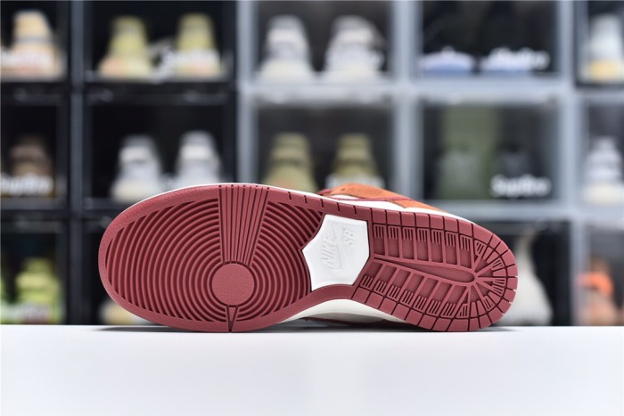 SB Dunk Lok Russet Cedar (Unisex)36-46=