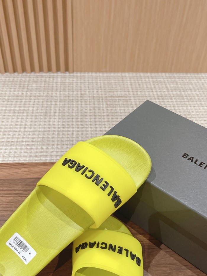 Pool Slides (Unisex)36-45=