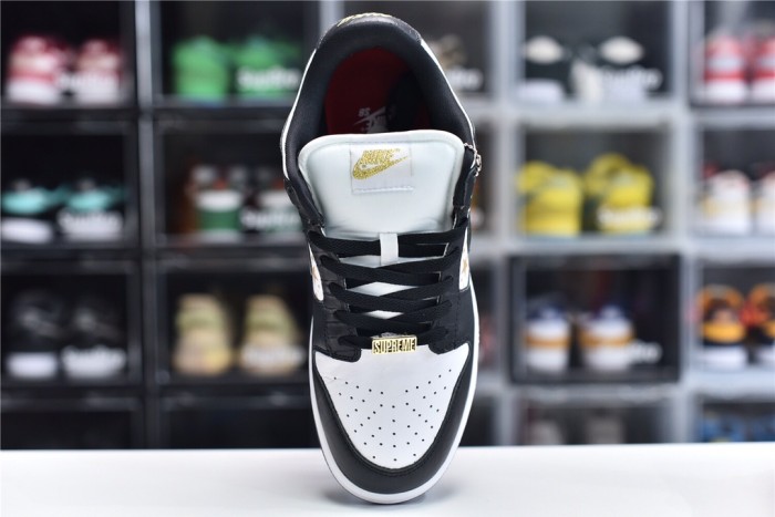 SB Dunk Lok Supreme (Unisex)36-46=