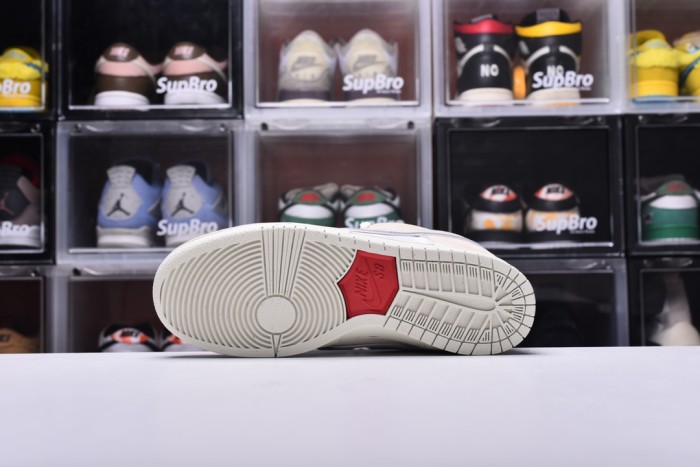 Dunk SB (Unisex)36-47=