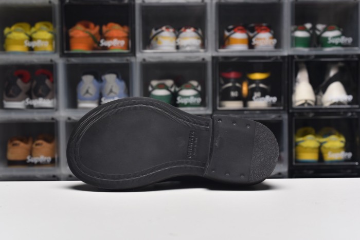 Derby (Unisex) 35-45=