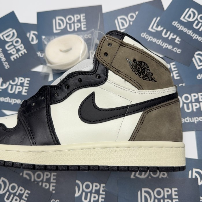 Jordan 1 Mid Light Smoke Grey (Unisex)36-47