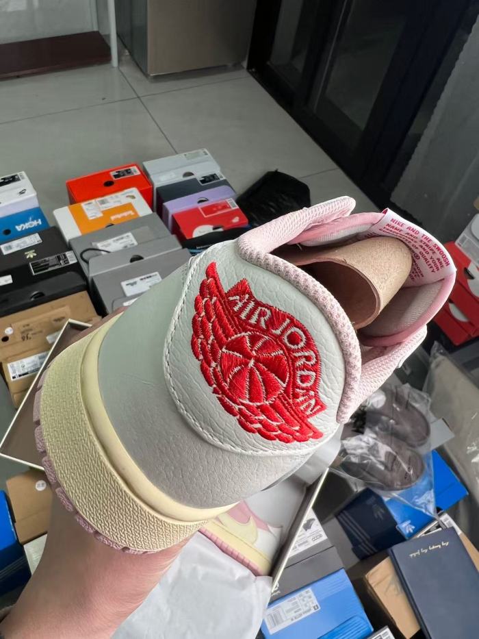 Jordan 1 x Travis Scott Low OG(Unisex)36-47=
