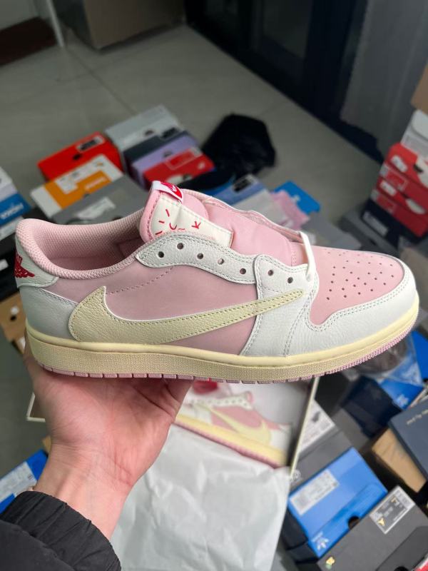 Jordan 1 x Travis Scott Low OG(Unisex)36-47=