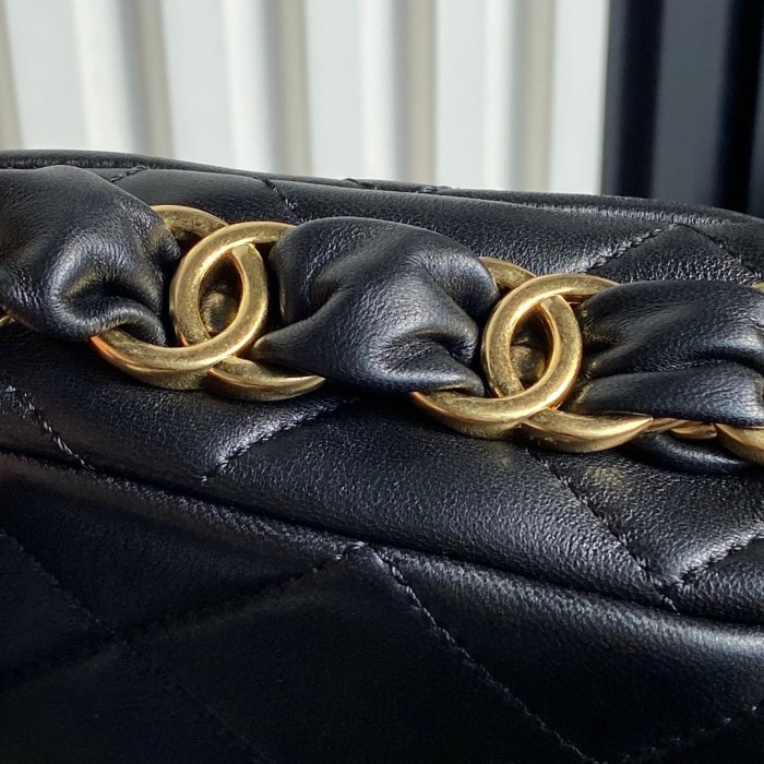 24K Small Lambskin Shoulder Bag with Chunky Chain “21x13x7cm” -037 =AS5174