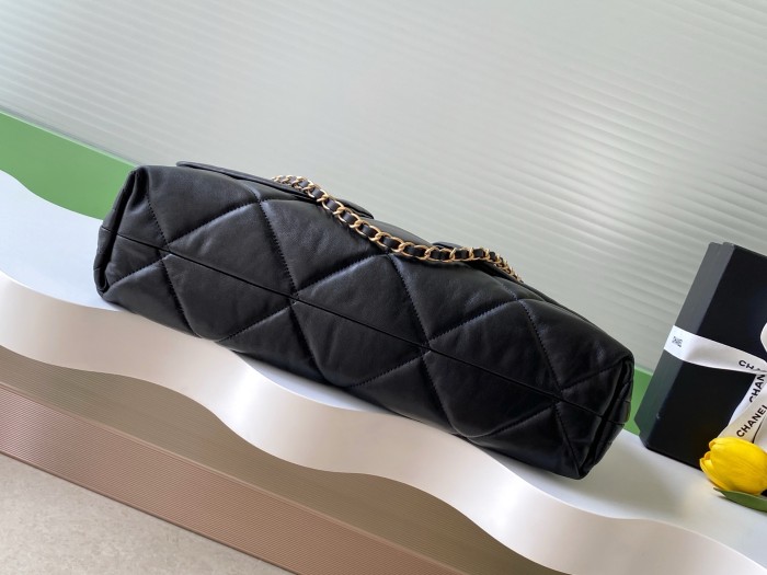 25K Medium Lambskin Messenger Bag “38x26x11cm” -089 =AS5740