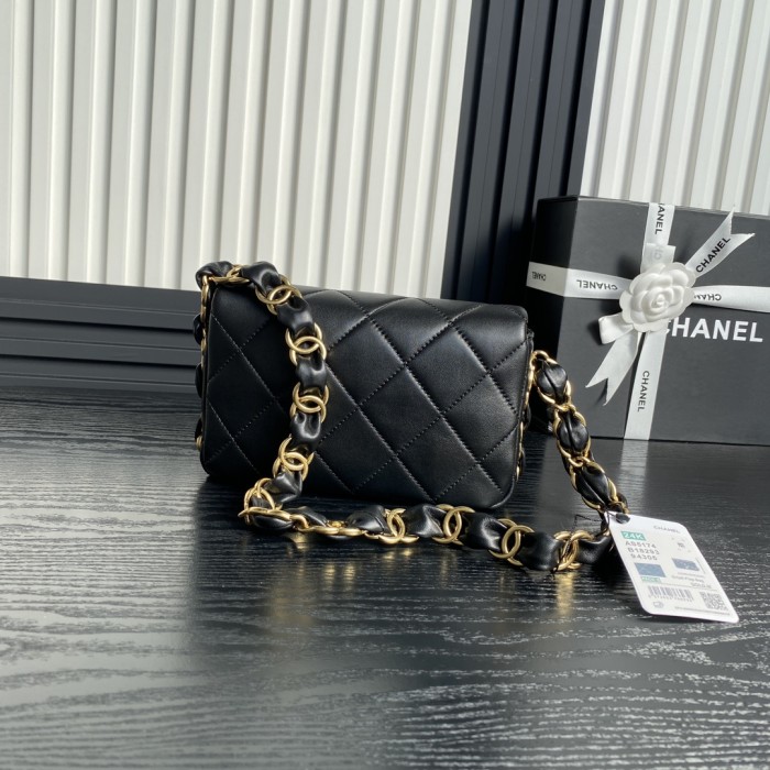 24K Small Lambskin Shoulder Bag with Chunky Chain “21x13x7cm” -037 =AS5174