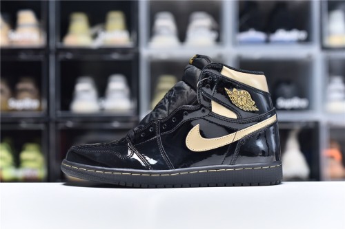 Air Jordan 1 High OG Black Metallic Gold (Male)40-47=