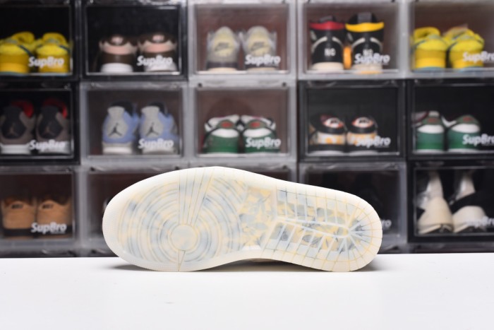 Chris Paul × Jordan Air 1 Low OG Light Cream and Sail(Unisex)36-47=