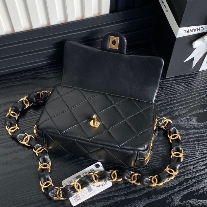 24K Small Lambskin Shoulder Bag with Chunky Chain “21x13x7cm” -037 =AS5174