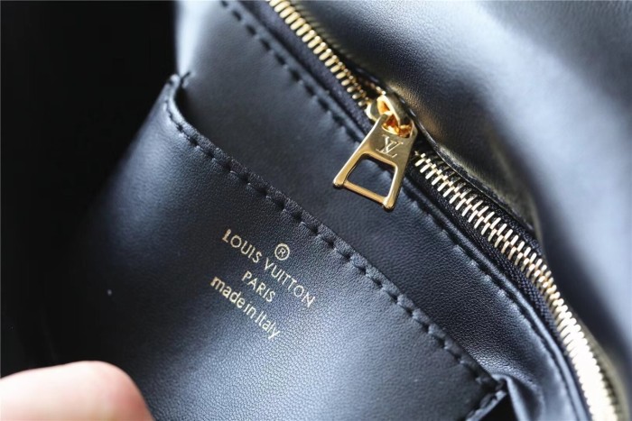 MM Go 14 Shoulder Bag ”23*16*10CM“ 068