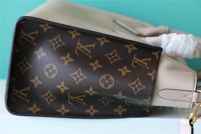 MM My Side Tote “30.5*24.5*14CM” 058