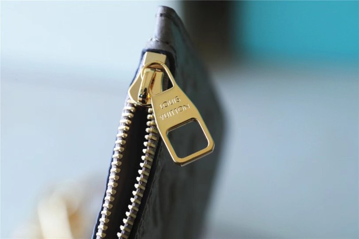 GM Loop Hobo Bag “38*30*10CM” 058