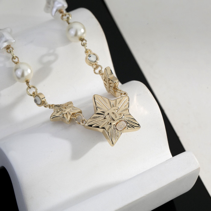 Necklace 06=