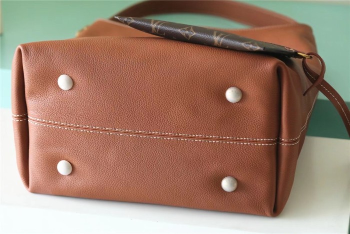 Low Key Hobobag “35*31*18CM” 068