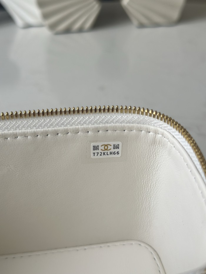 24K Pearl Chain Vanity Case “17x10x8cm” -016 =A86062