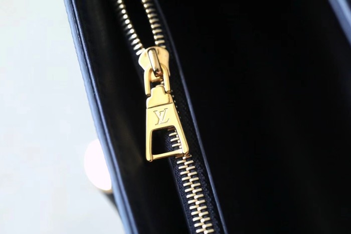 PM Twist Crossbody Bag “19*15*9CM” 058