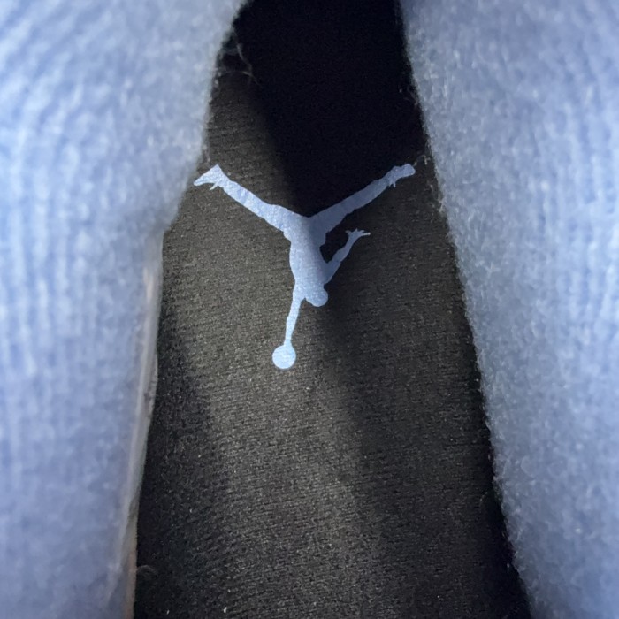 Jordan 4 University Blue(Unisex)36-47