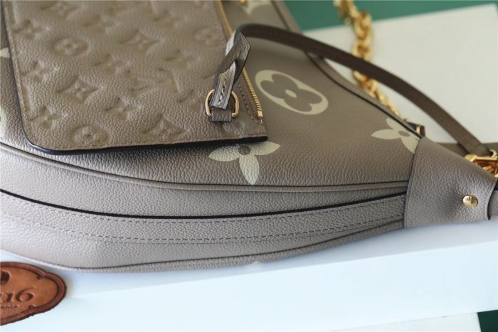 GM Loop Hobo Bag “38*30*10CM” 058