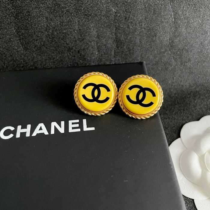 Earring 08=