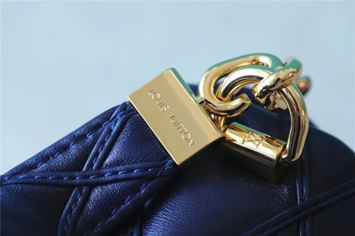 MM Go 14 Shoulder Bag ”23*16*10CM“ 068