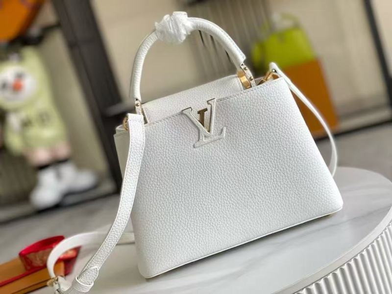 Capucines East West PM Bag “28*18*9CM” 069